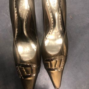 BCBG Bronze high heel shoes